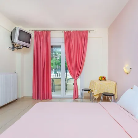 아파트 Xenios Loutra Village Mary's House 아기아 파라스케비