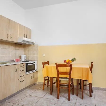 Xenios Loutra Village Mary's House 아파트