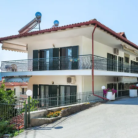 Xenios Loutra Village Mary's House * 아기아 파라스케비