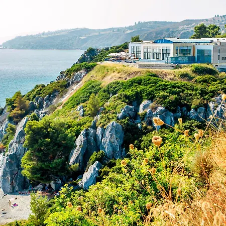 아파트 Xenios Loutra Village Mary's House 아기아 파라스케비